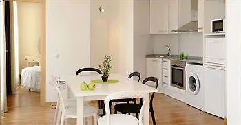 Apartment Hostemplo