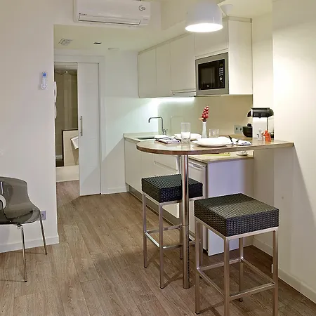 Hostemplo Apartment