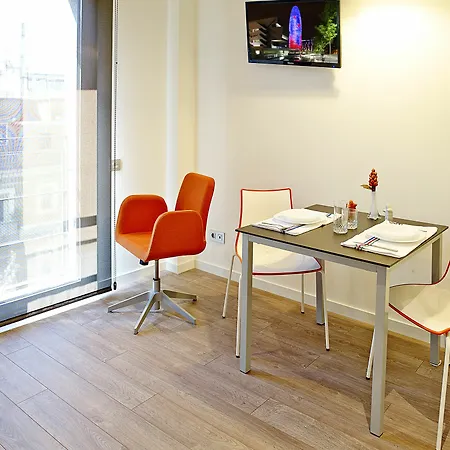 Hostemplo Apartment *