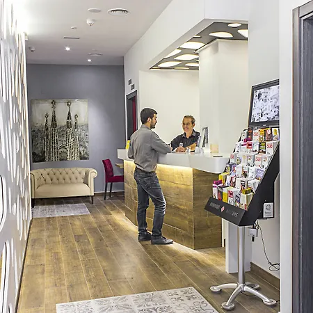 Apartment Hostemplo *